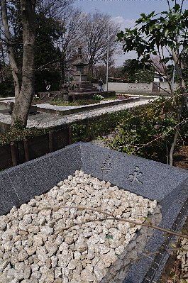 永代供養墓　古墳遺跡内合葬墓